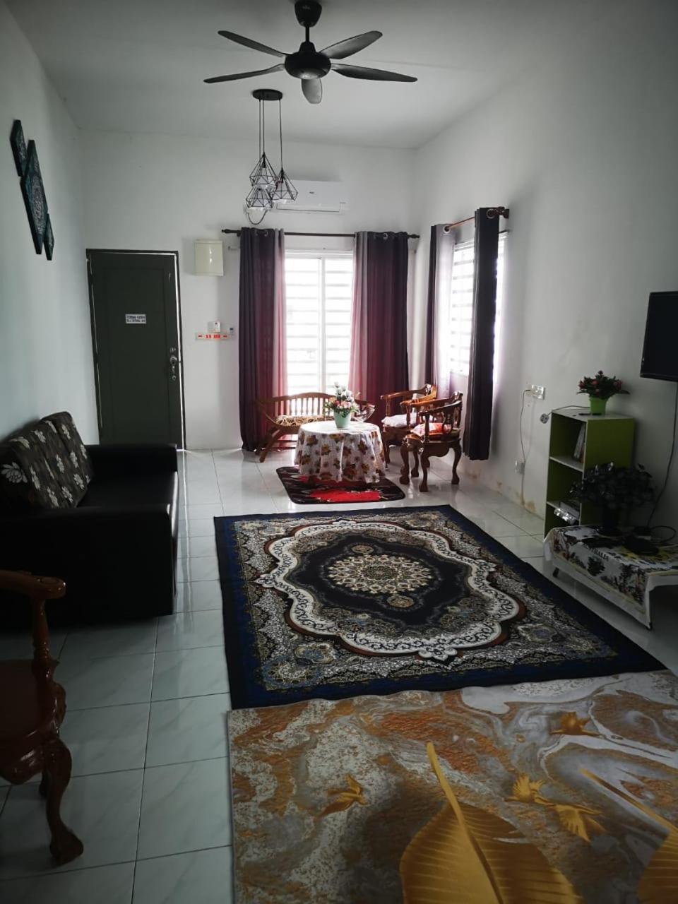Homestay D'Mama Ifor Muslimi تانجونج ماليم الغرفة الصورة
